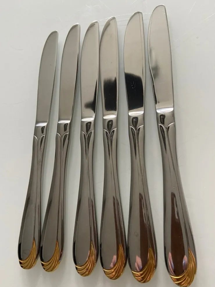 Tradera 6 matknivar med guldkant Gense| Husholdningsartikler