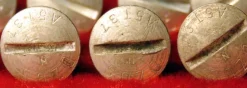 Tradera 12 pcs USED DZUS A5 T Supersonic Fastener med skador #9| Service & Reparation