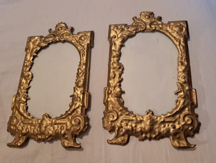 Best Sale 2 små vintage antika oanvända fotoramar ramar att hänga upp Kuriosa