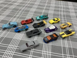 Tradera 12 st Hot Wheels bilar från 1977-2002> Legetøjs- & Samlerbiler