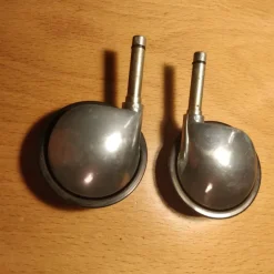 Shop 2 st. äldre möbelhjul Beslag & Reservedele