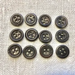 Sale 12 st Äldre Små Benknappar Svarta 1,3 cm Ø Vintage. Almue
