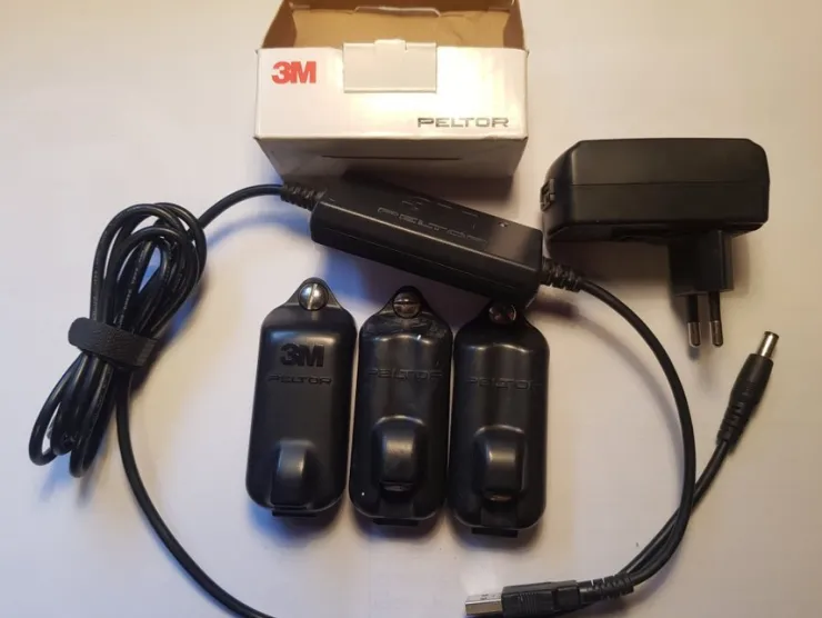 Hot 3 st 3M Peltor ACK053 - ACK03 Batteripaket + Laddare. Beskyttelsesudstyr & Beklædning