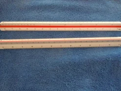 Store 1 ST STOCKLINJAL M+R 300 MM Skalindelning: 1: 20, 25, 50, 75, 100, 125 Forretningsdrift