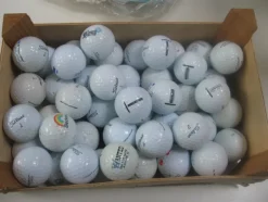 Tradera 46 st Titleist Tour Golfbollar i låda> Golf