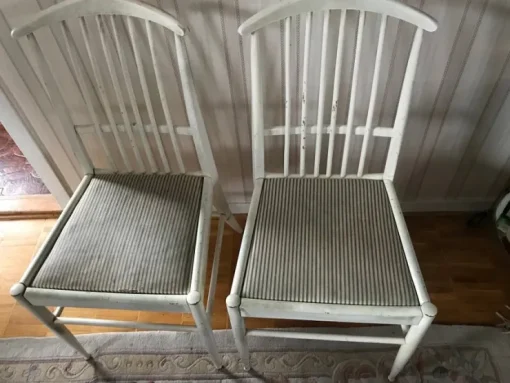 Clearance 2 stolar från ASKO Antikviteter
