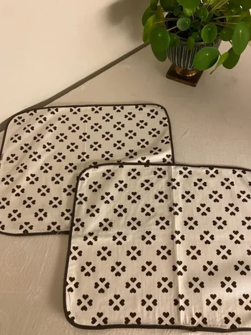 Clearance 2 tallriksunderlägg underlägg Liisa Matti duk Tekstiler