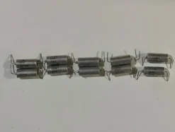 Tradera 10 X KEMET 47uF 35V kondensatorer T110 tantal| Elektroniske Komponenter