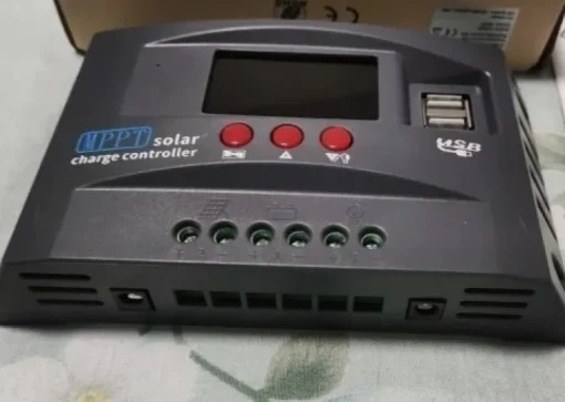 Fashion 10A 12V/24V MPPT solarladdningskontroll med färgskärm, 2 USB-portar, flera skydd Solenergi