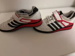 Tradera Adidas Lyftskor, Vita/Röda, Storlek 42> Øvrigt Sport & Fritid