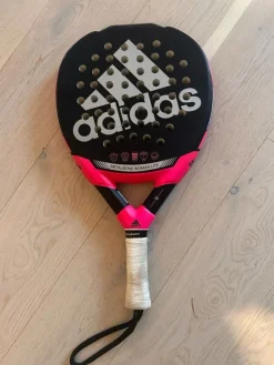 Tradera Adidas Metalbone Woman Lite Padelracket> Padel
