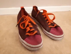 Tradera Adidas skor stl 36> Damesko