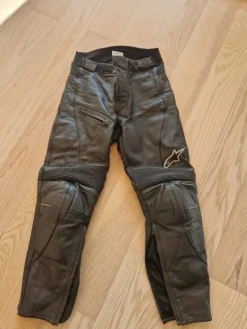 Tradera Alpinestars BAT Læderbukser - Str. 32/46| Motocross