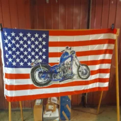 Tradera Amerikansk flagga med harley davidson chopper> Flag