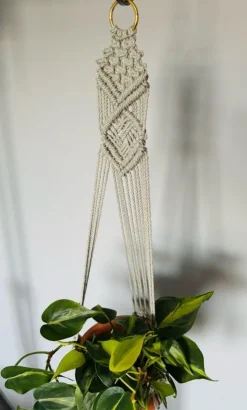 Tradera Ampel i makramé JUNNIE SAGE GREEN /plant hanger/ inredning med växter| Potter & Plantedyrknings-systemer