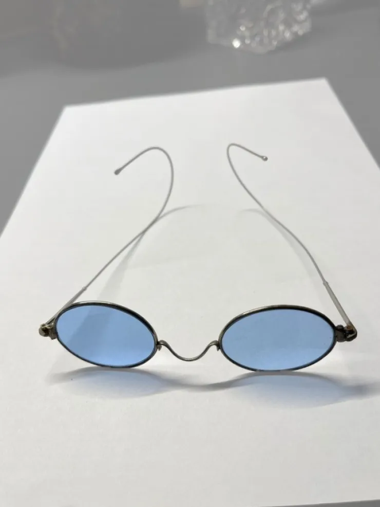 Outlet Antika Rundglasögon blå glas Antikviteter