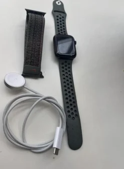 Tradera Apple Watch Nike Series 7 GPS - Grön> Smartwatches