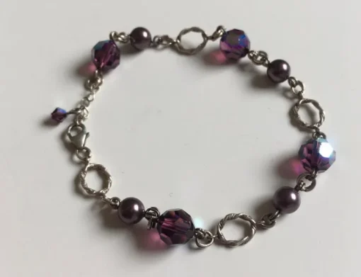 Tradera Armband i silver 925 med pärlor i lila/ljung> Armbånd