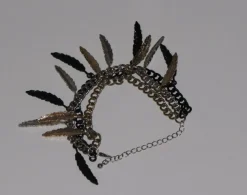 Tradera Armband Metall Fjädrar Svart Silver Guldiga Modernt Elegant Vacker Fin Present> Armbånd