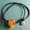 Tradera ARMBAND svart silk snodd med bumling Man Made Amber UNISEX> Armbånd