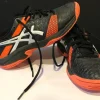 Tradera Asics svart orange Handboll inomhus Gympaskor skor stl 36> Håndbold