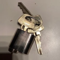 New ASSA ABLOY Cylinder 1301 och Nycklar Låse & Alarmer