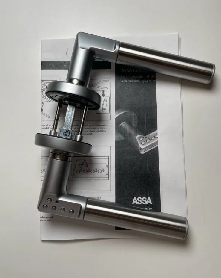 Best Sale ASSA Code Handtag 8810 höger Låse & Alarmer