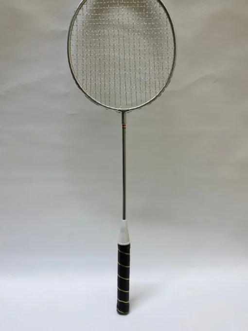 Tradera Badmintonracket. 66 cm. Nytt från äldre lanthandel.> Badminton