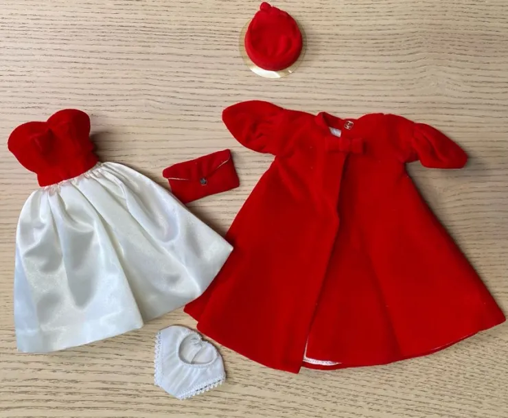 Tradera Barbie Reproduktion av Barbie Red Flare och Silk n Flame outfit Mattel från 1994| Dukker