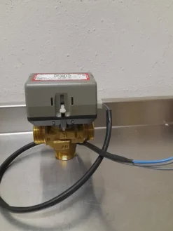 Store Begagnad Ställdon Honeywell VC 4012 Vvs