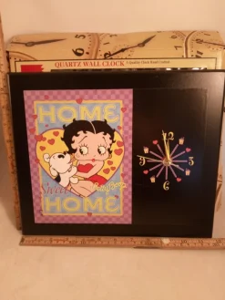 Tradera Betty Bopp klocka Home 111> Ure Til Hjemmet