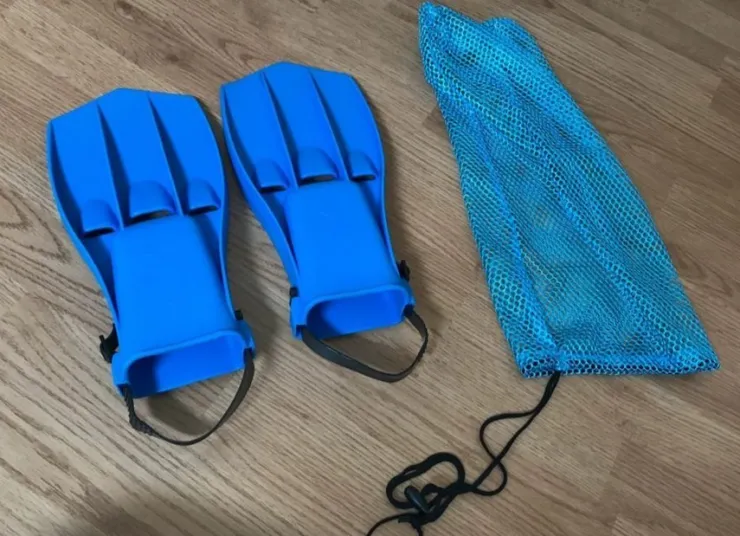 Tradera Blå simfötter 35 -36> Svømning