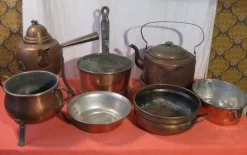 Best Blandade föremål av koppar - kaffekanna, fat och kastrull Kobbergenstande