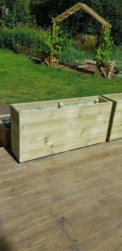Tradera Blomlåda hög 1st - Exklusiv design - Handgjord, Trollhättans snickeri Trädgård| Potter & Plantedyrknings-systemer