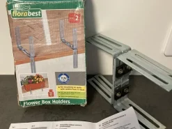 Tradera Blomsterlådehållare /Blomlådehållare av förzinkat stål| Andet Til Haven