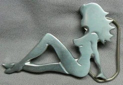 Tradera Bältesspänne mudflap girl pinup| Merchandise