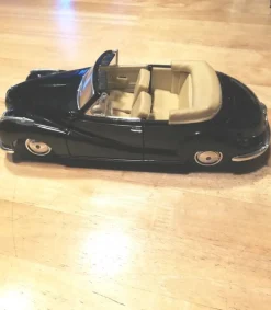 Tradera BMW 502 CABRIOLET i skala 1:18 skala> Legetøjs- & Samlerbiler