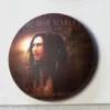 Tradera BOB MARLEY / RASTA. Badge ,nålmärke. 25mm> Stifte & Nåle