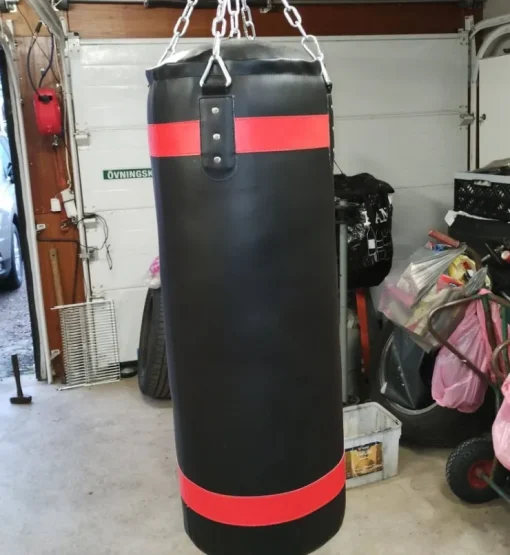 Tradera Boxningssäck med handskar, 2 par handskar> Boksning