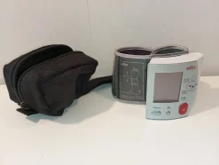Tradera Braun Blodtrykcmätare & Pulsmätare - Handled - Deffekt/Otestad| Sundhedsprodukter