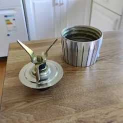 Tradera BRAUN MX32 delar, mixerkniv + fot botten i aluminium| Husholdningsapparater