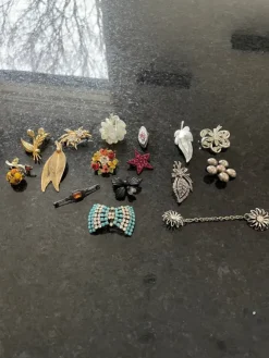 Tradera Broscher> Brocher