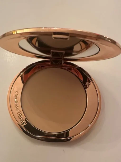 Tradera Charlotte Tilbury pressed Powder> Makeup