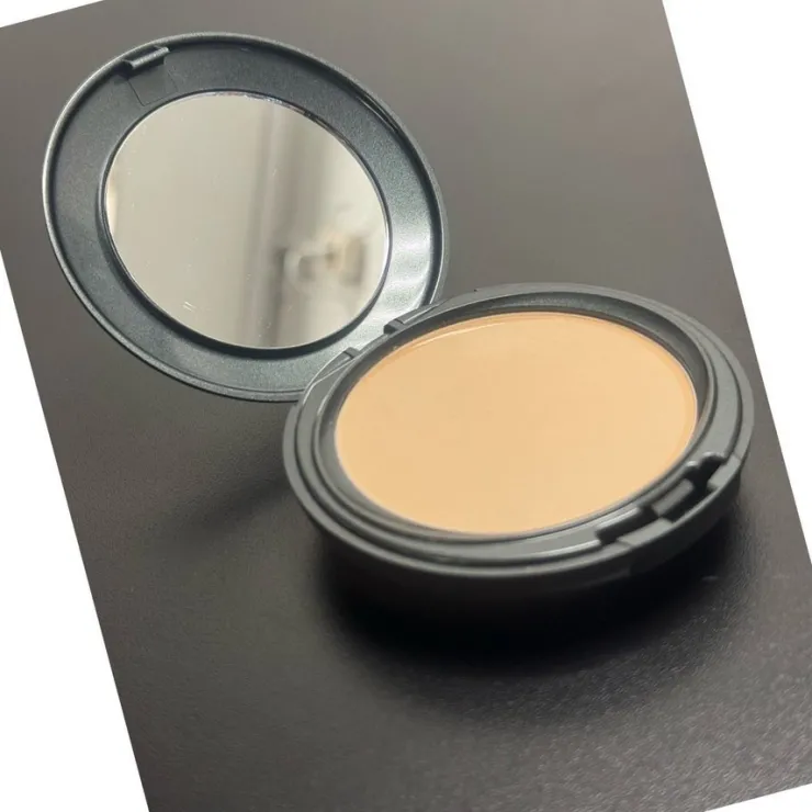 Tradera Cover FX pressed foundation + refill> Makeup