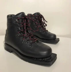 Tradera Crispi Antartic Långfärdspjäxor Vibramsula Telemark Nordic Norm 75mm Storlek 37> Turskøjter