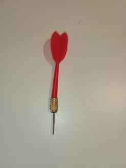 Tradera Dart Pil> Dart