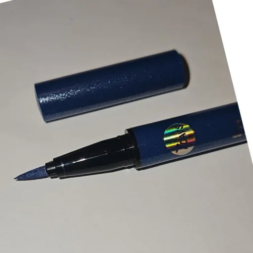 Tradera 7DAYS Vattentät METALLIC EYLINER / Blå> Makeup