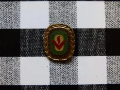 Tradera DDR, Volks solidarität i Guld.> Militære Samlerobjekter