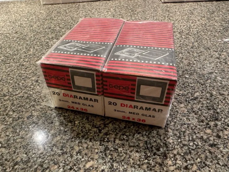 Tradera Diaramar GEPE 3mm med glas, 24x36, 2 pack , 40 st| Analoge Projektorer