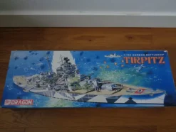 Tradera Dragon 1/700 - Tirpitz German Battleship WW2 Byggsats - Vintage Retro 2004| Plastik Byggesæt